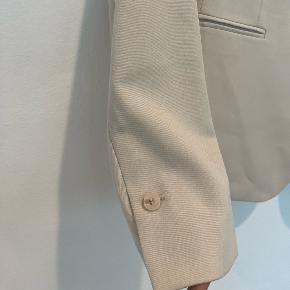 H&M Women’s Fitted Blazer Tan Size Small - Picture 3 of 7